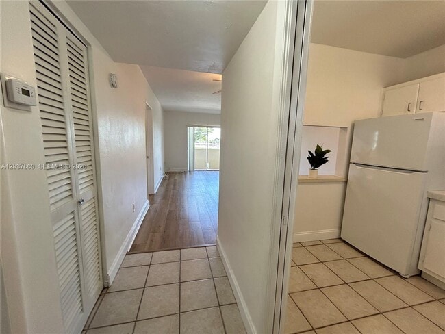 Building Photo - 7505 SW 82nd St