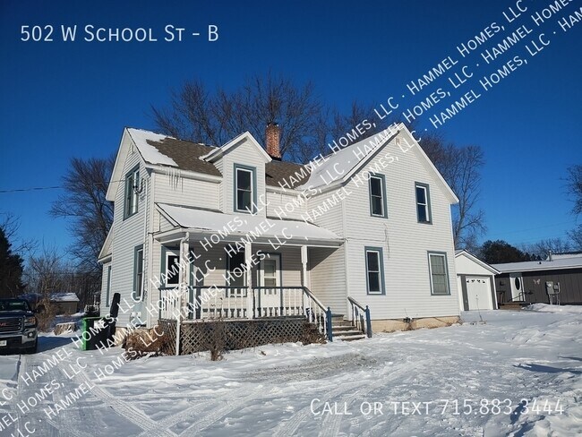Building Photo - 502 W School St