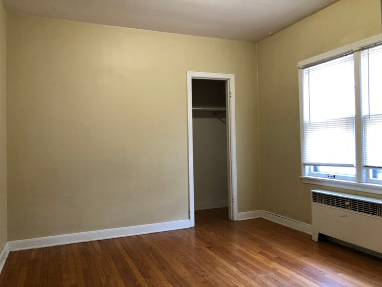 Building Photo - 3470 S 16th St
