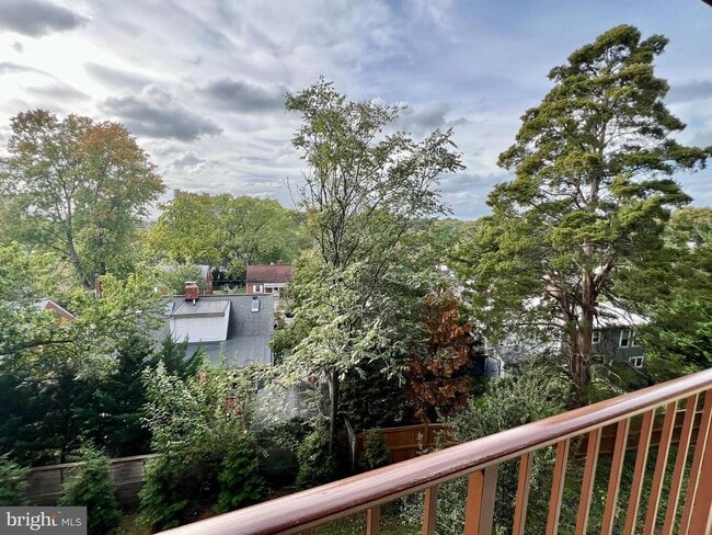 Building Photo - 118 Roberts Ln