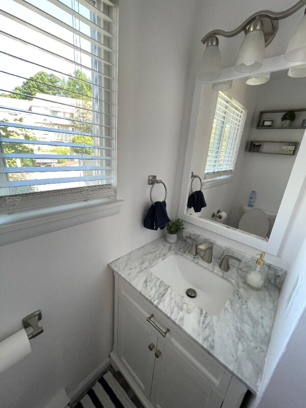 Building Photo - 110 Coalpit Hill Rd