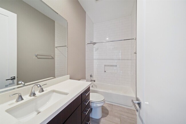 Building Photo - 4123 Eigel St