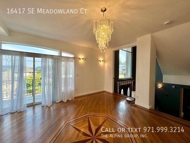 Building Photo - 16417 SE Meadowland Ct