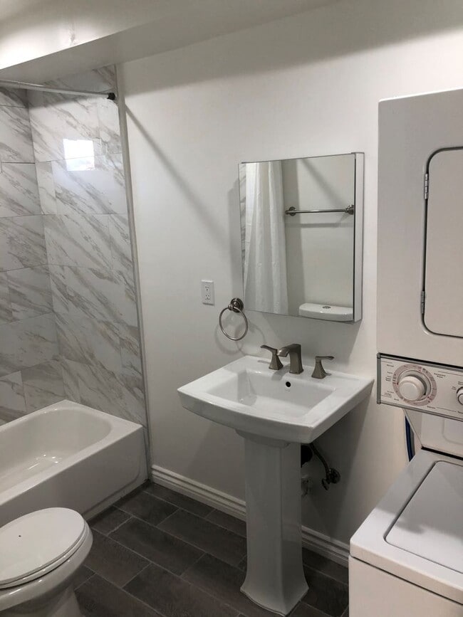 Building Photo - Newly Remodeled 2 Br 1 Ba Addition Perched...
