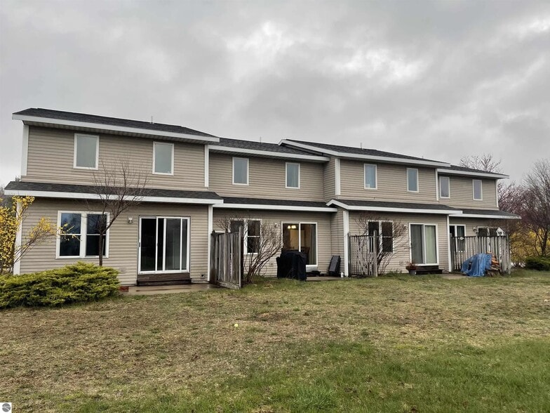 Building Photo - 3482 Mahoney Dr