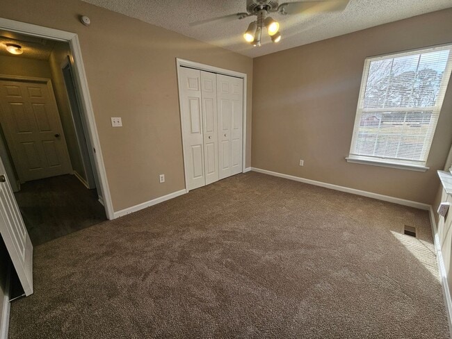 Building Photo - Moyock, NC