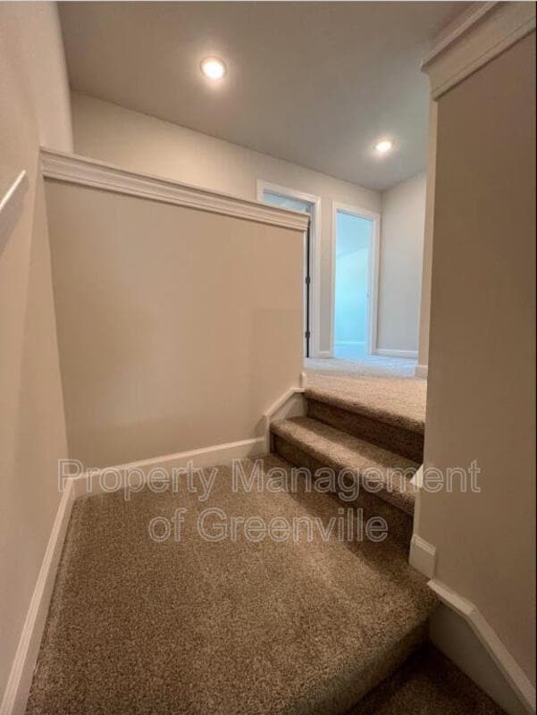 Building Photo - 131 Callen Dr