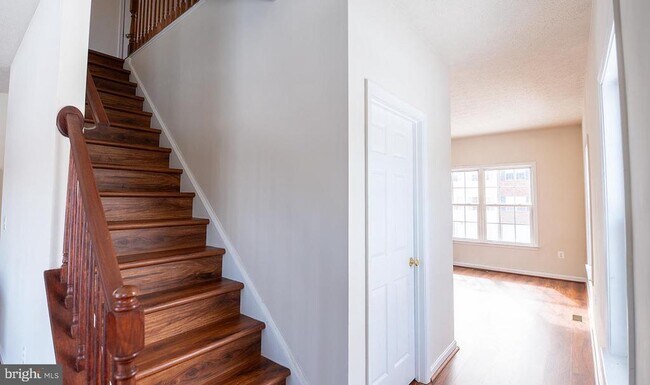 Building Photo - 101 Pelican Cove