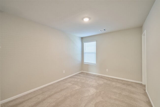 Building Photo - 2460 Shellcracker Dr