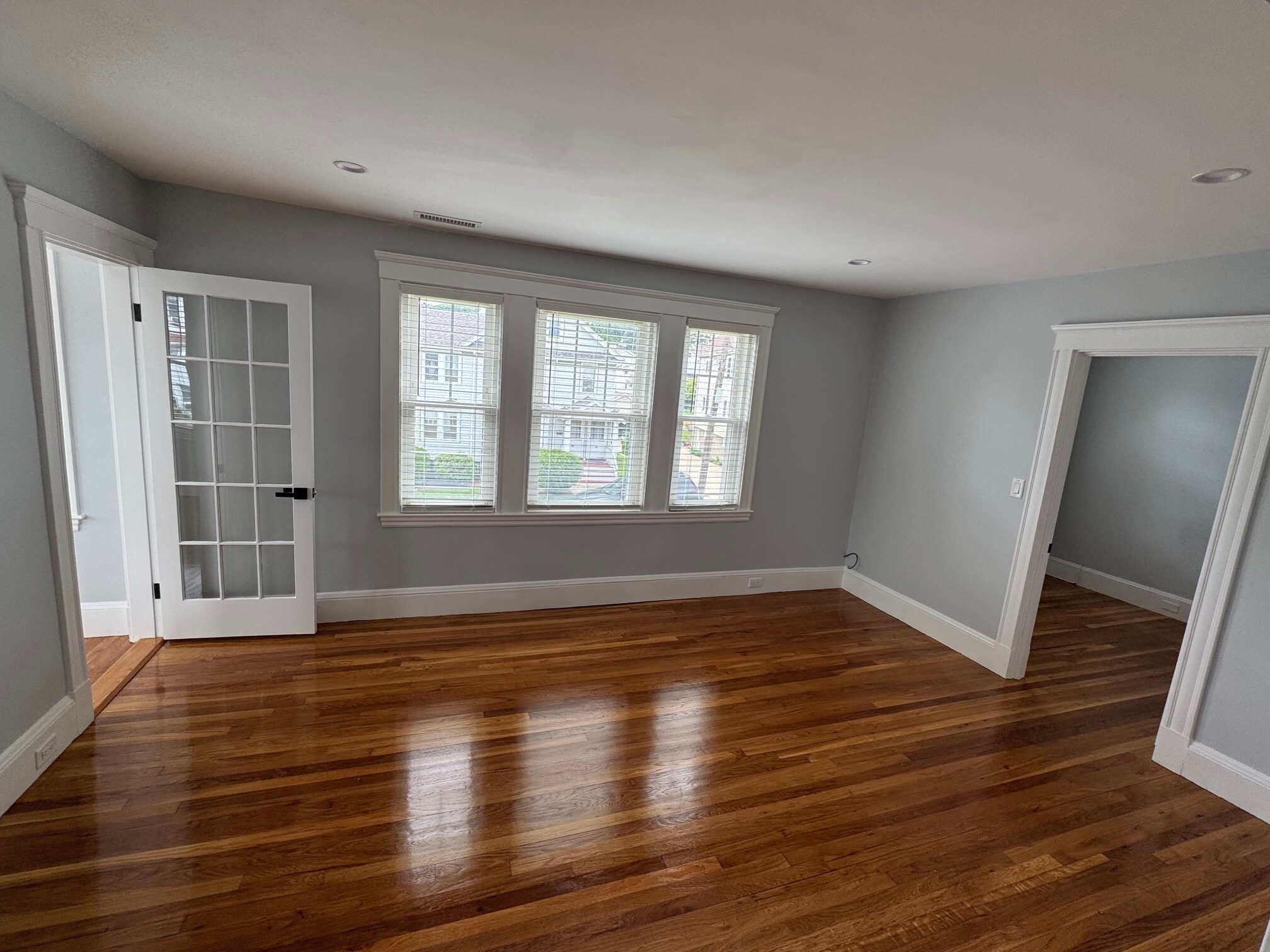 Building Photo - 61 Templeton Pky