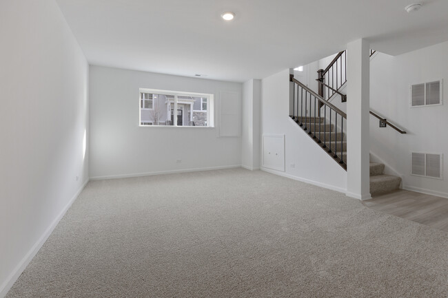 Building Photo - 541 Wolverine Dr
