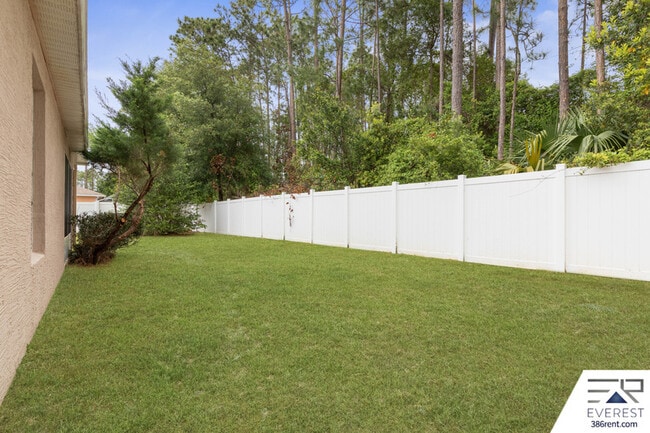 Building Photo - 13 Ryberry Dr