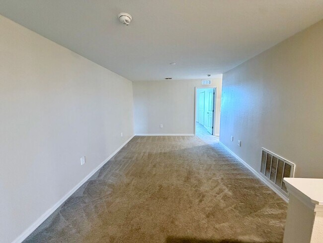 Building Photo - 9232 Bonita Mar Dr