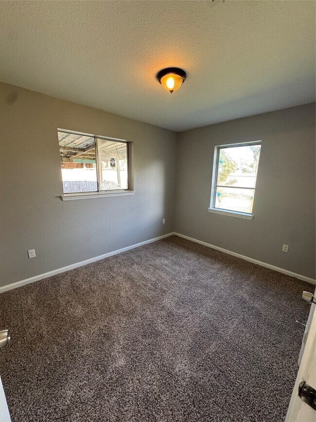 Building Photo - 7022 Goldspier St