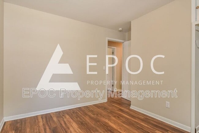 Building Photo - 1618 Brockett Ave