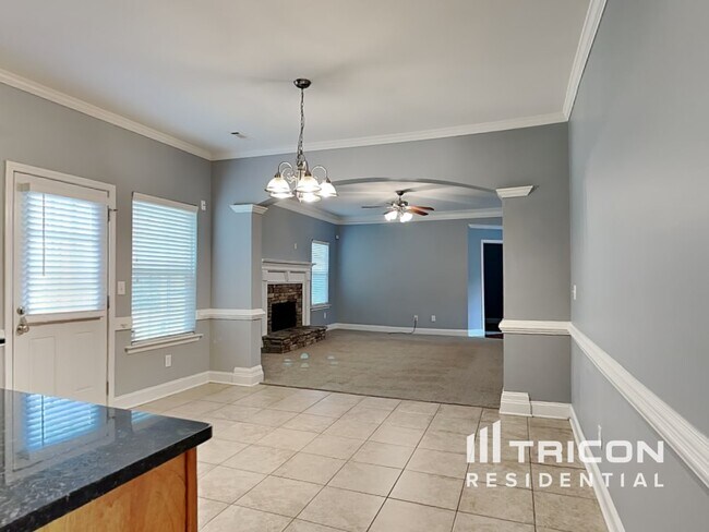 Building Photo - 207 Jack Cir