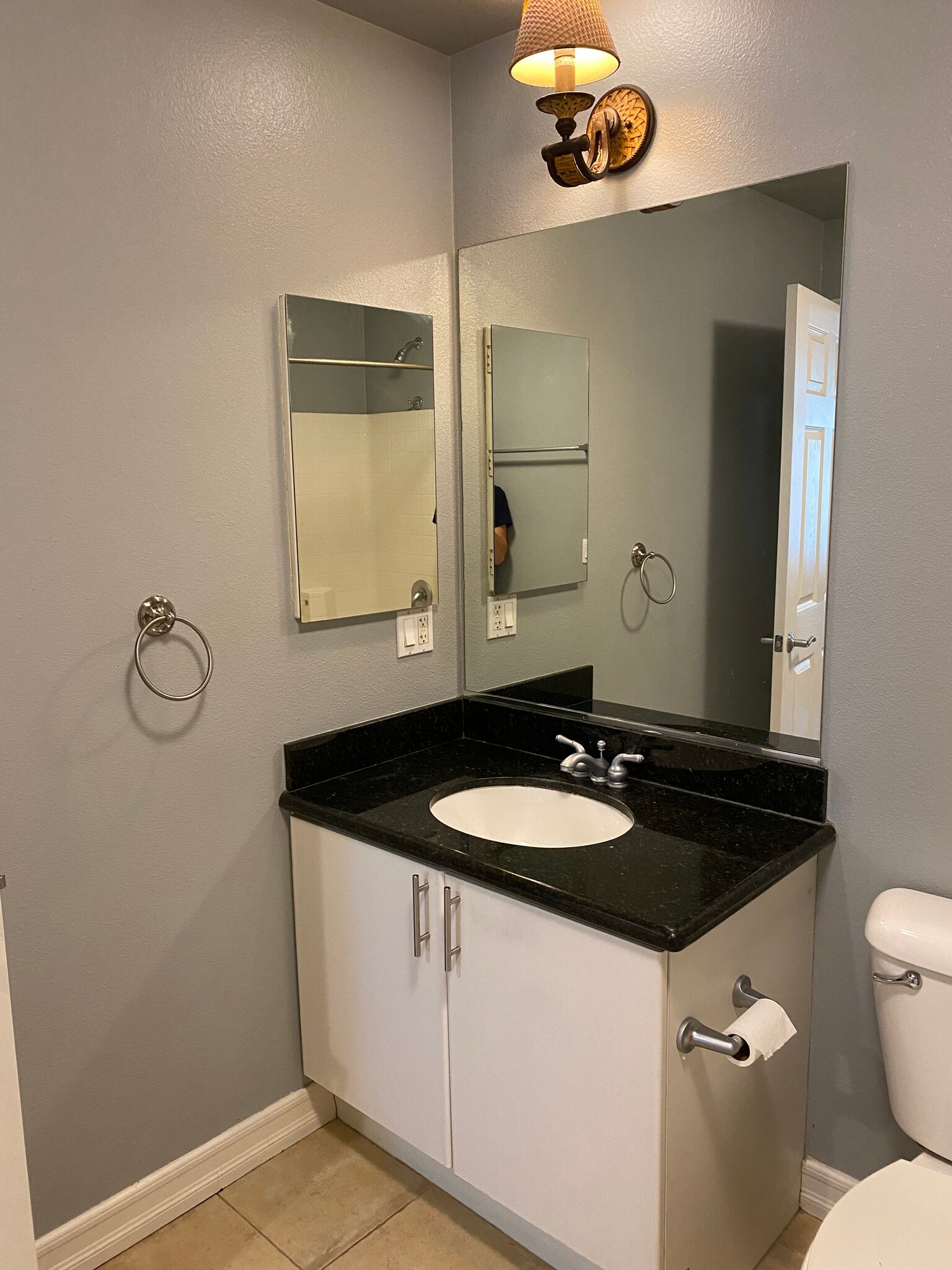 Building Photo - 1480 Broadway