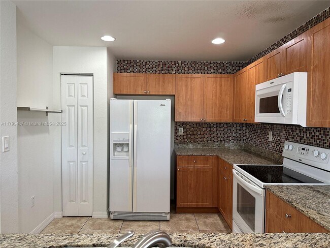 Building Photo - 8999 NW 107th Ct