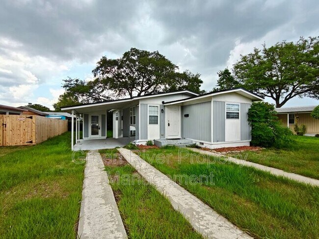 Building Photo - 146 Phoenetia Dr
