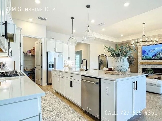 Building Photo - 7041 Del Webb Oak Creek Blvd