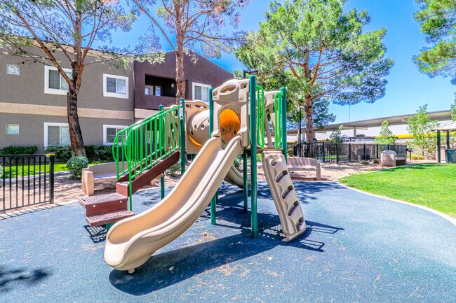 Building Photo - 5250 S Rainbow Blvd
