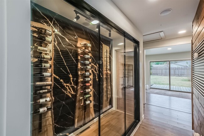 Building Photo - 7810 Nairn St