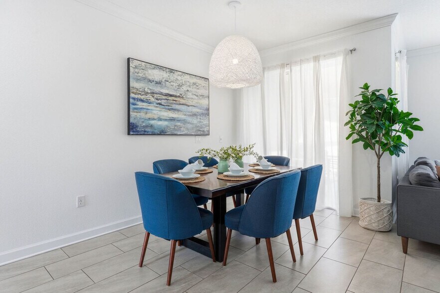 Building Photo - 4224 Paragraph Dr