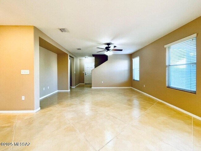 Building Photo - 2736 N Neruda Ln