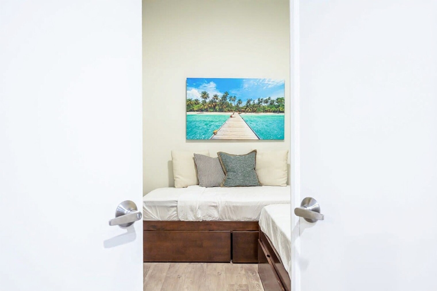 Building Photo - 777 N Ocean Dr