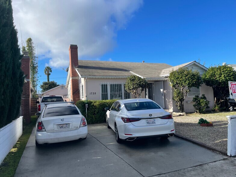 Building Photo - 1735 S Bundy Dr