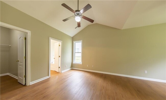Building Photo - 3502 Aberdeen Way