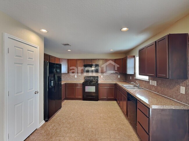 Building Photo - 11766 Wayward Daisy