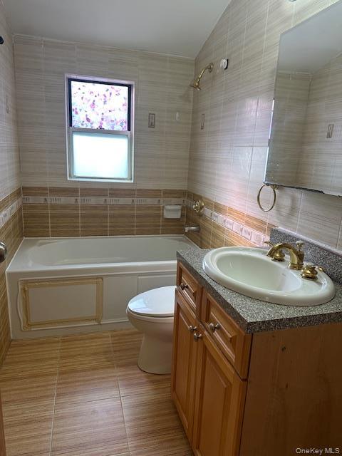 Building Photo - 209-38 46th Rd