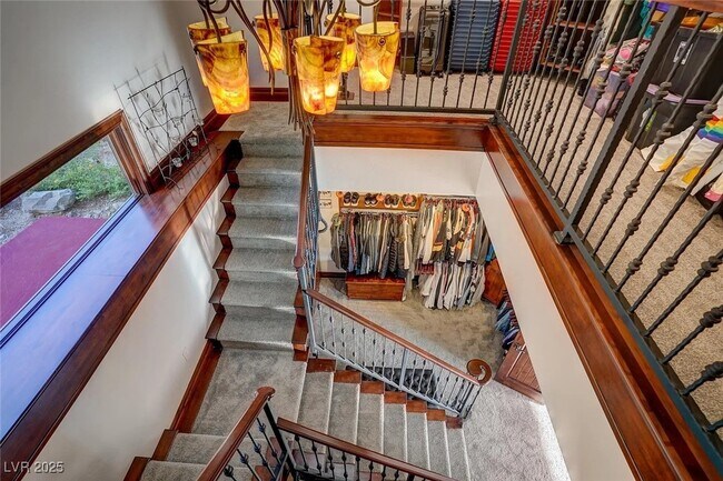 Building Photo - 1608 Liege Dr