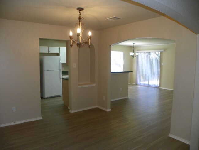 Building Photo - Welcome to this charming Centex home locat...