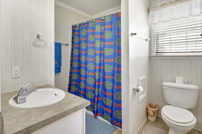 Building Photo - 4730 Almar Dr