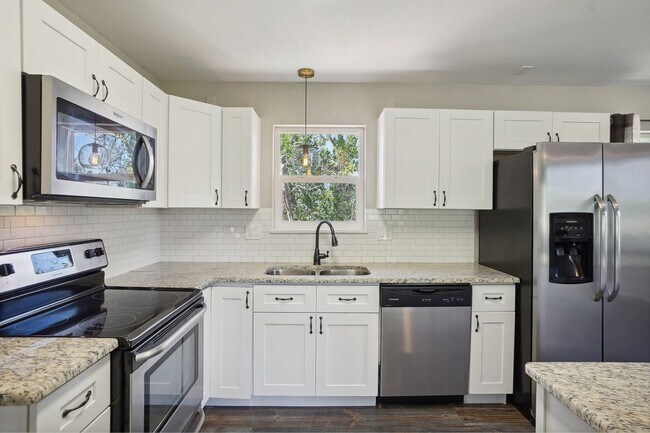 Building Photo - Market at Chapel Hills 4BD on .6 acre Lot