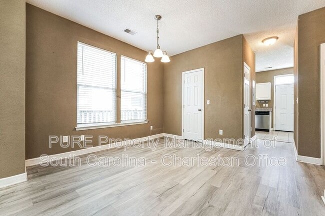 Building Photo - 3891 Four Poles Park Dr