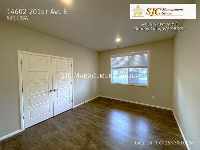 Building Photo - 14602 201st Ave E