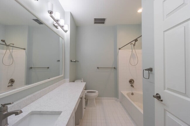 Building Photo - 6495 Tayack Pl