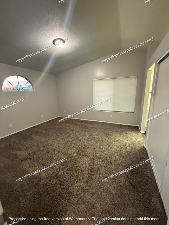 Building Photo - Nice Pool Home For Rent