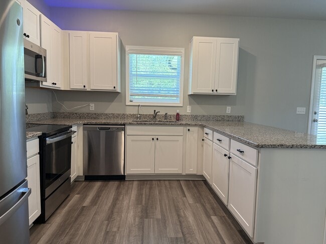 Building Photo - 259 Enclave Wy