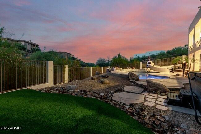 Building Photo - 15510 E Telegraph Dr