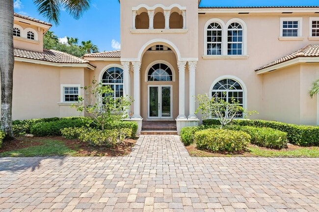 Building Photo - 3201 E Stonebrook Cir