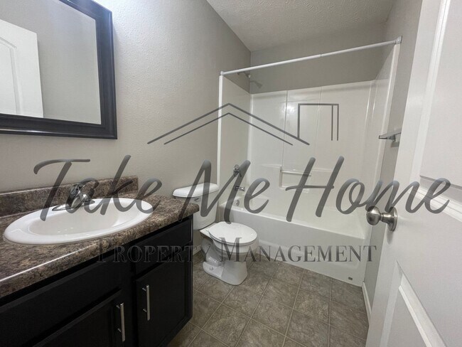 Building Photo - 3 bedroom in Republic School District!