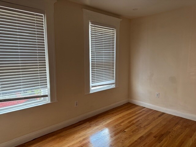 Building Photo - 116 Princeton St