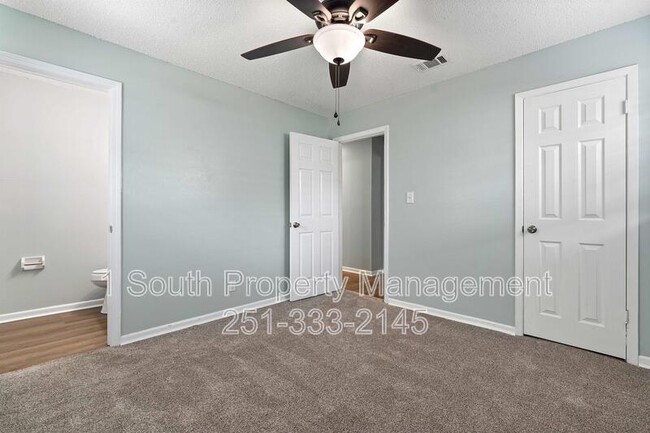 Building Photo - 8983 Larry Dr