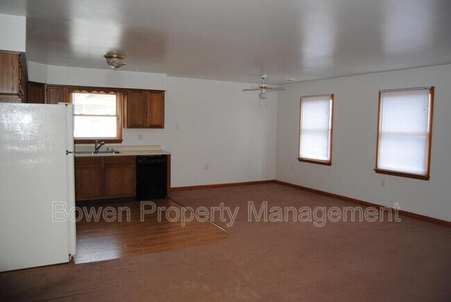 Building Photo - 419 Guilford Ave