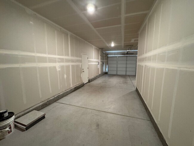 Building Photo - COMING SOON!! Stunning 4 Bed / 3 Bath NEXGEN Modern Home – $3,395/Month- Lesley Reilly Property