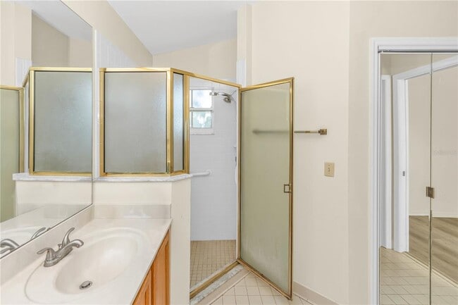 Building Photo - 5910 Petunia Ln